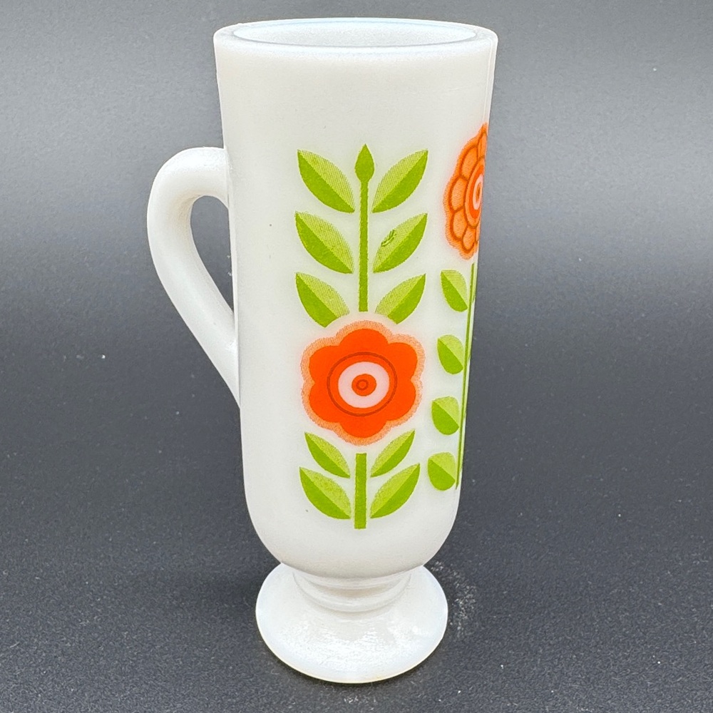 Vintage Avon Dutch Treat Demi-Cup Footed Milk Glass Orange Bud Vase 5” - Picture 3 of 5
